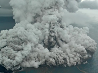 Memahami Dampak dan Kesiapsiagaan Erupsi Gunung Anak Krakatau