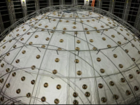 Partikel Hantu: Neutrino